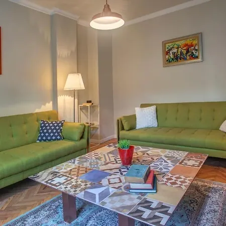 Appartement Center, Shishman Street Bijou *