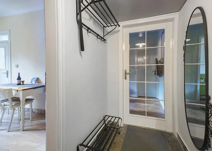 Center, Shishman Street Bijou アパート ソフィア