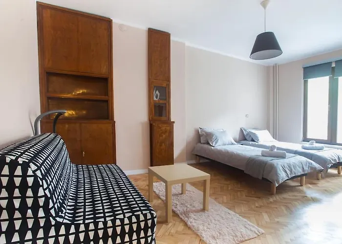 Center, Shishman Street Bijou アパート ソフィア